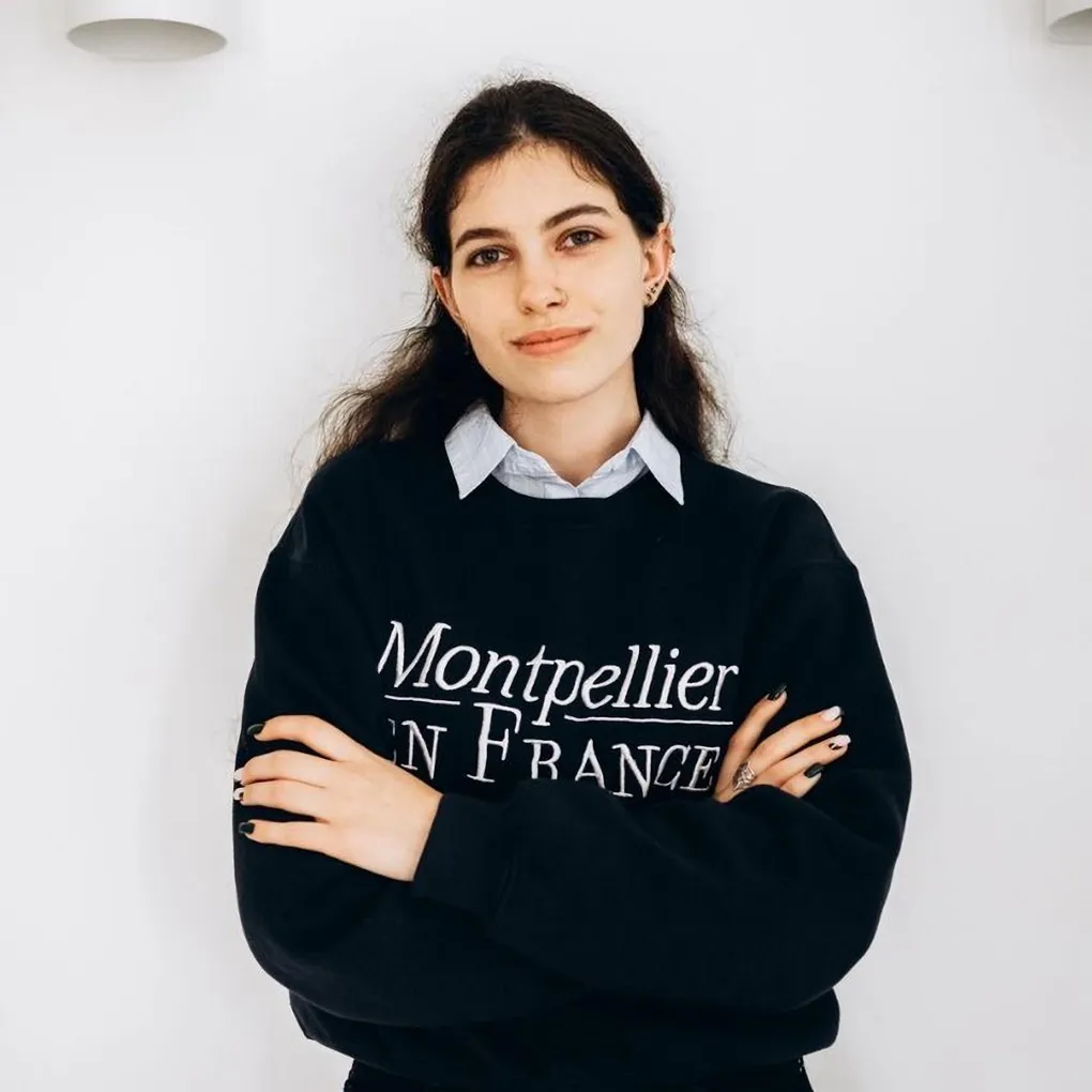 Єлизавета Науменко - Вчителька фізичної культури та основ здоров'я